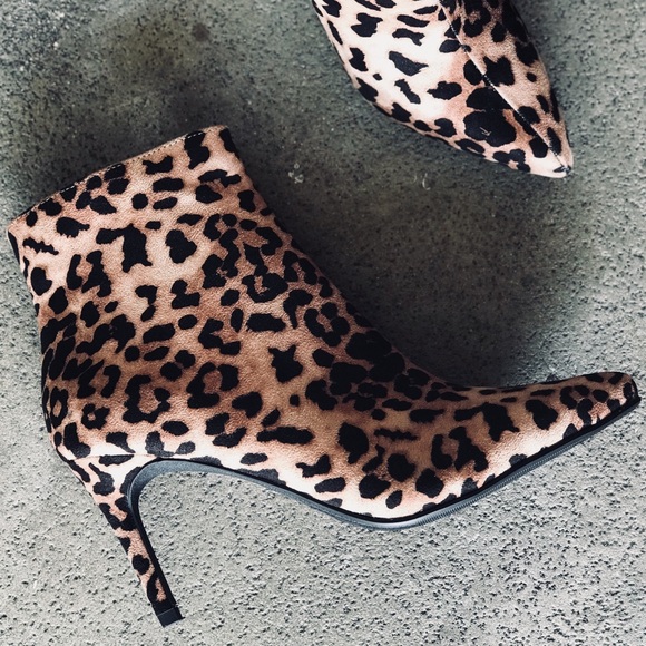 Sexy My Delicious Leopard faux suede heeled BOOT - Picture 4 of 8